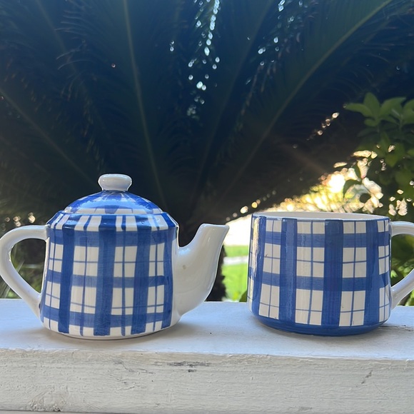 Vintage Single Teacup and Pot - Picture 8 of 16